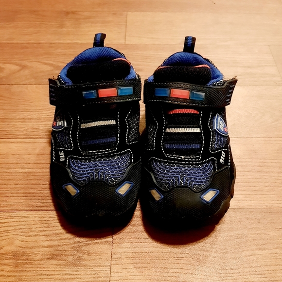 SOLD Skechers Police Damager II Light Up Shoes - Picture 4 of 11